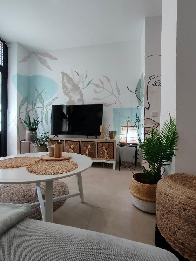 Hola Apartament *